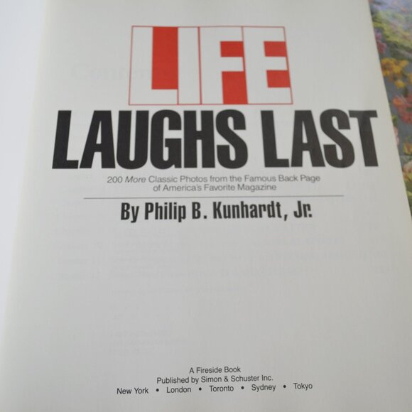 LIFE Laughs Last 200 More Classic Photos LIFE MAGAZINE - Picture 2 of 3